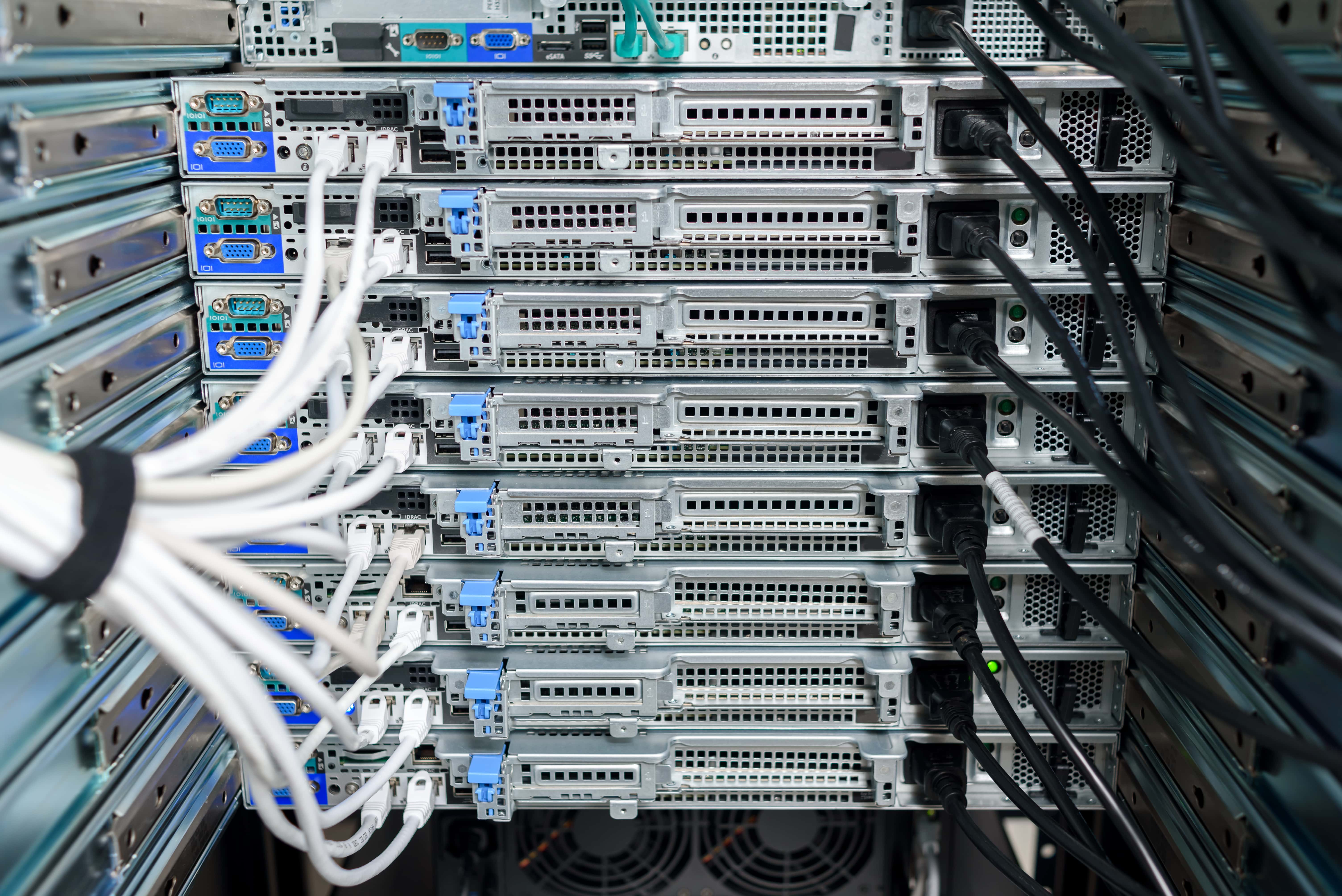 Eigener Server in Rechenzentrum